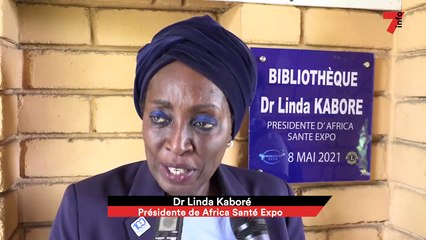 Education : Dr. Linda Kaboré réhabilite la bibliothèque du lycée de Jeunes Filles de Yopougon