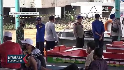 Penyekatan Larangan Mudik Di Dermaga Bawah Jembatan Ampera