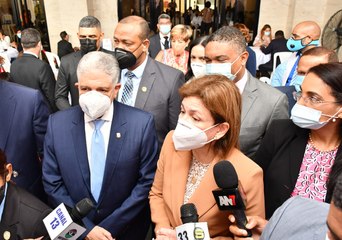 Raquel Peña, informó que este lunes se vacunaron 129 mil personas contra el COVID-19.