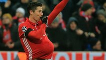 Lewandowski hat bisschen Freistöße trainiert