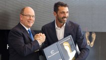 Große Ehre - Golden Foot für Buffon