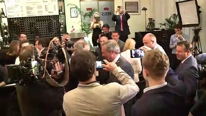 Le Brexit en tête, Farage parle de "Jour de l'Indépendance"