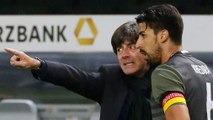 Khedira sucht das Gespräch mit Götze