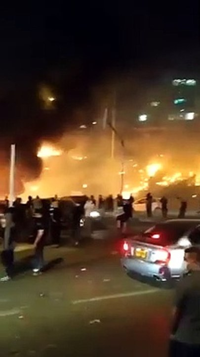 Filistinli gençlerden direniş ateşi