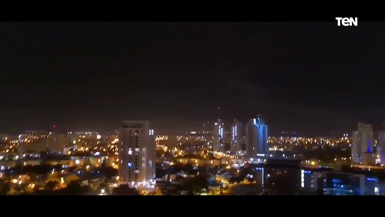 وابل من صواريخ المقاومة الفلسطينية تسقط على تل أبيب