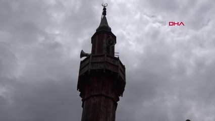 BURDUR 7 BÜYÜKLÜĞÜNDEKİ DEPREMDE YIKILMAYAN TEK CAMİ