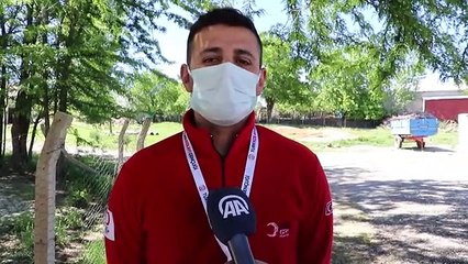 "İyilik timi" kırsaldaki çocukların saç bakımı ve bayramlıkları için seferber oldu