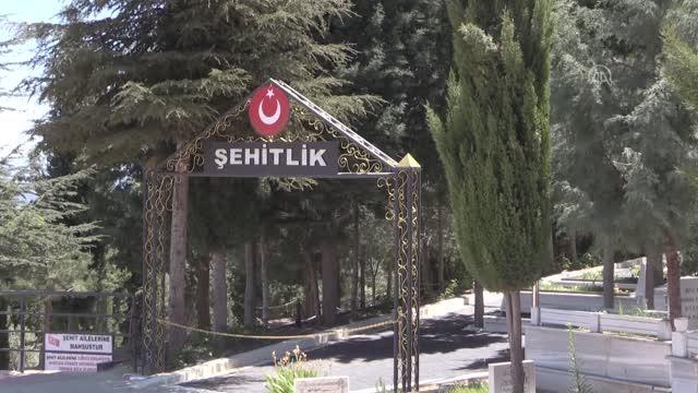 Son dakika haberi... Şehitliklerde bayram yoğunluğu