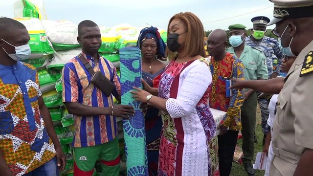 Solidarité: le gouvernement au chevet des 152 familles sinistrées de Nassian
