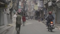 Unos 40 españoles entre los miles de turistas varados en Nepal por la covid