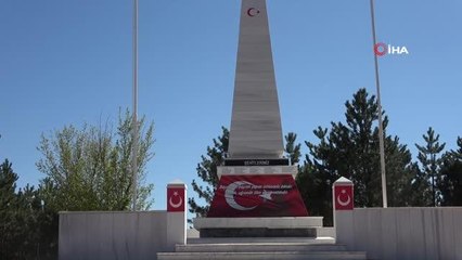 Bayram arifesinde şehitler unutulmadı