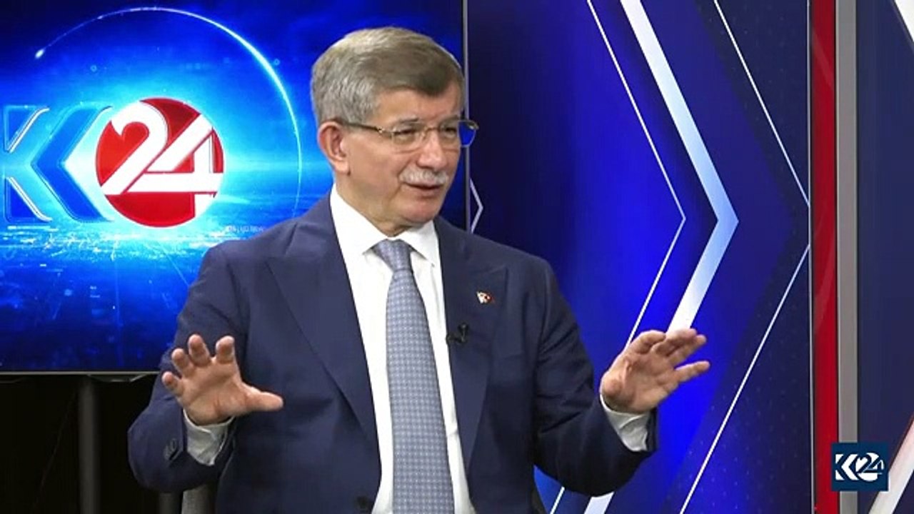 Ahmet Davutoğlu: İttifak sisteminin partilerin doğasını bozduğu kanaatindeyiz; biz tek başına iktidar olmak için çaba sarf ediyoruz