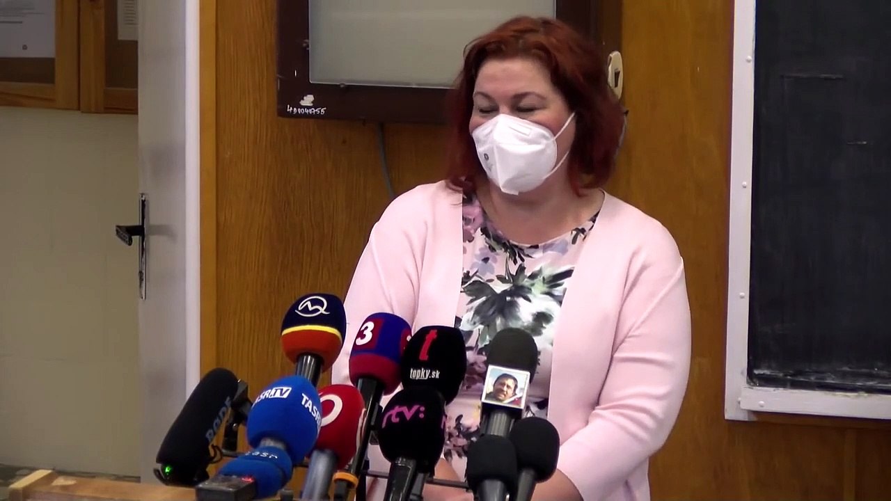 ZÁZNAM: TK premiéra E. Hegera a ministra zdravotníctva V. Lengvarského