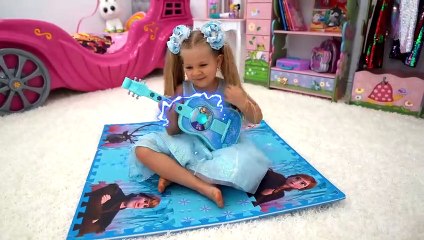 Diana Plays With Disney Frozen Toy Guitar And Other Frozen Toys