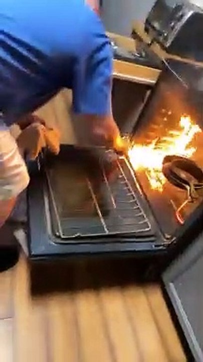 Disheartened Dad Discovers Source of Oven Fire