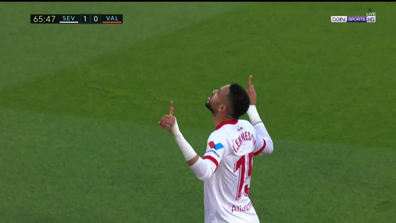 Sevilla 1-0 Valencia: GOAL En-Nesyri
