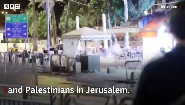 Fears of war as Israel-Gaza violence escalates - BBC News