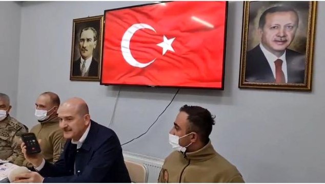 Cumhurbaşkanı Erdoğan, Düztepe Üs Bölgesi'ndeki askerlerin bayramını kutladı