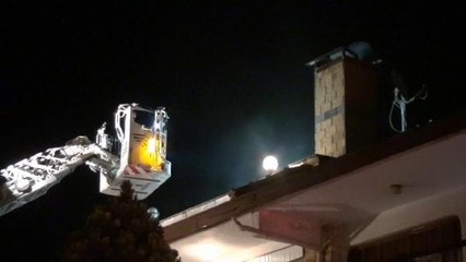 ŞÖMİNE ATEŞİ, ÇATIDA YANGINA NEDEN OLDU