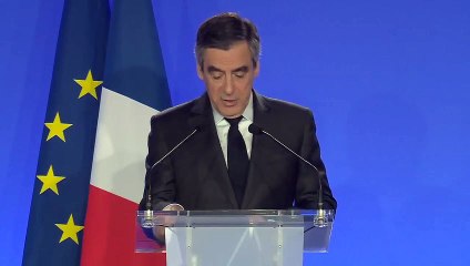 François Fillon : "Je renforcerai les moyens de nos forces de sécurité et je durcirai la réponse pénale."