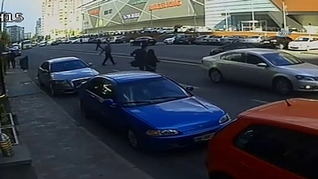 Çantasını almak isterken ölümden döndü!