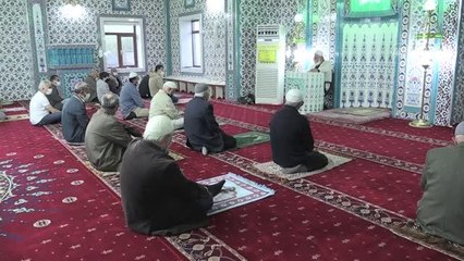 İç Anadolu'da Ramazan Bayramı namazı kılındı
