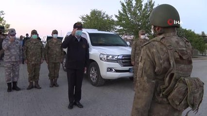 Bakan Akar Pençe-Şimşek ve Pençe-Yıldırım operasyonlarını sevk ve idare etti