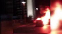 İsrail’i protesto için başkonsolosluk önünde aracını yaktı