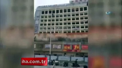 12 katlı bina işte böyle yıkıldı!