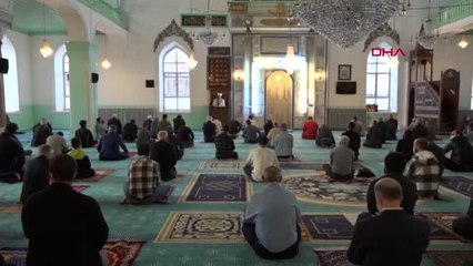 BURDUR PROTOKOLÜ BAYRAM NAMAZINDA BULUŞTU