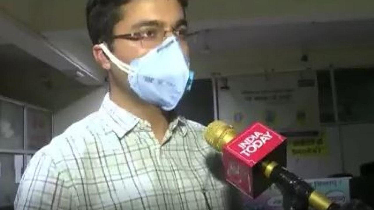 Karauli: No health center, no medicines in vill...