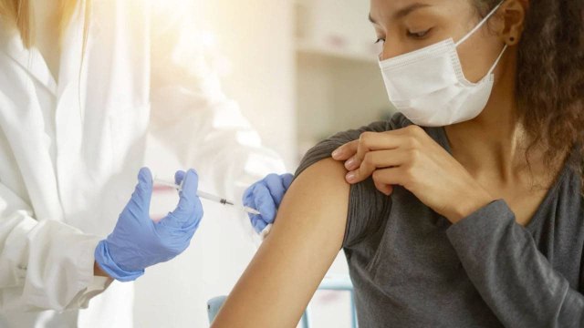 COVID Vaccine పై NTAGI సంచలనం... Covishield తొలి, రెండో డోసుకు 12- 16 వారాల గ్యాప్| Oneindia Telugu