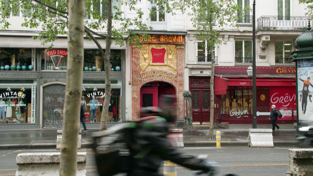 Les personnages de cire du musée Grévin se préparent au retour du public