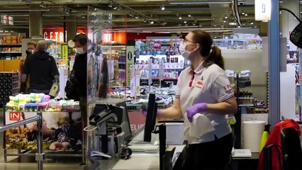 Vrai ou Fake : le plexiglas est-il vraiment efficace pour protéger contre le Covid-19 ?