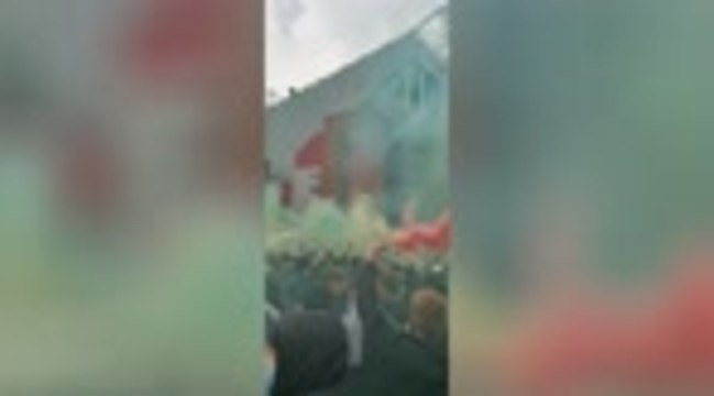 Premier League - Les fans de Man United tentent d'annuler le match contre Liverpool