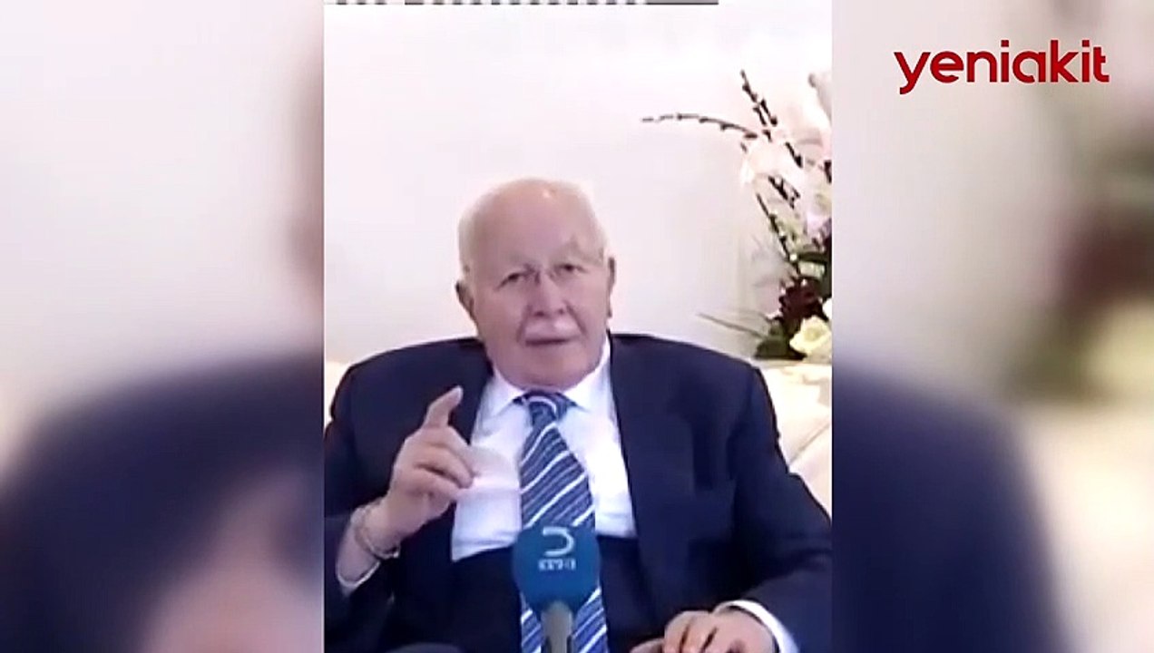 Merhum Erbakan Hoca'nın geçmişten bir bayram mesajı