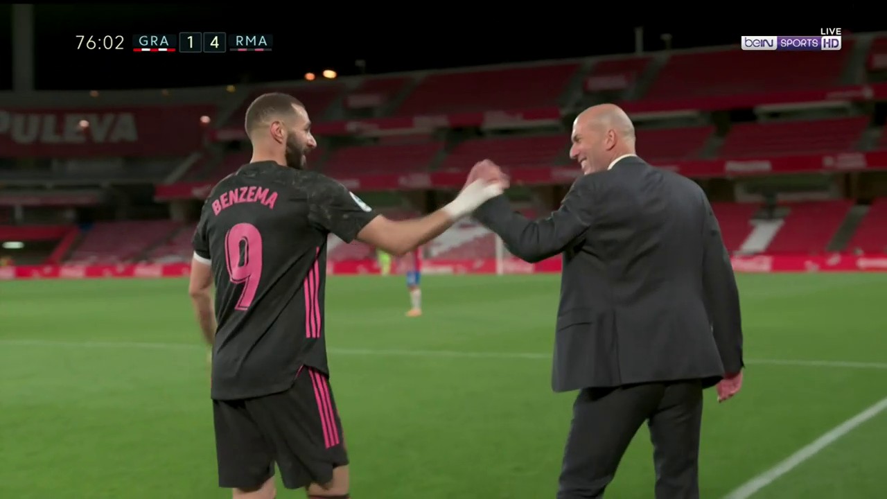 BENZEMA PUNISHES RUI SILVA FOR MADRID'S FOURTH
