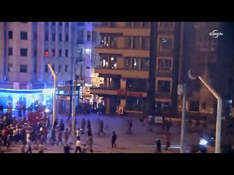 Darbe girişimi sırasındaTaksim’de yaşananların en net görüntüsü