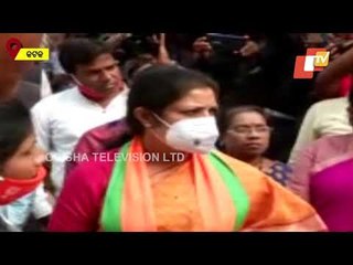 Mahanga Double Murder | D Purandeswari Deceased Visits Kulamani's Village, Meets His Family