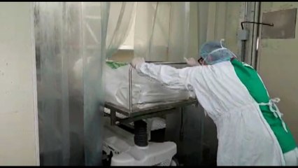 ext-¡El adiós más difícil! Caja muestra el proceso cuando muere una persona COVID-19-130521
