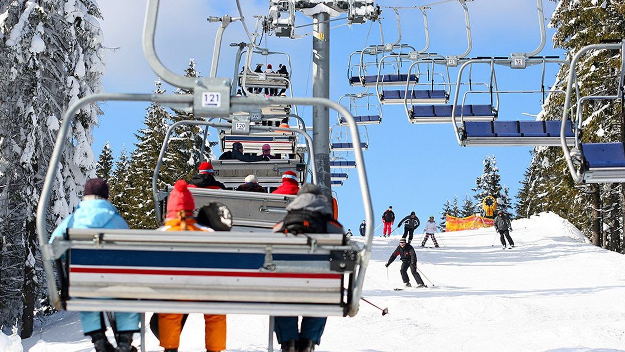 Remontées mécaniques, parcs d'attractions, mariages, les absurdités des réouvertures à venir