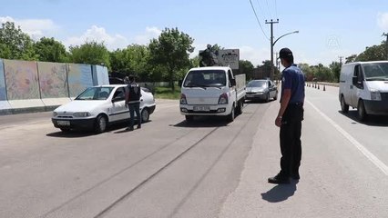 KIRKLARELİ - Trakya'da "tam kapanma" sürecinde denetimler devam ediyor