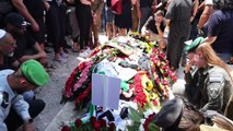 Palestiniens et Israéliens enterrent leurs morts