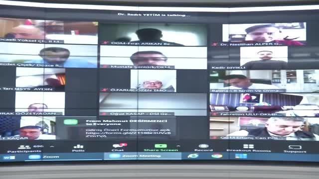 Bakan Pakdemirli, video konferans yöntemiyle, Bakanlık personeliyle bayramlaştı (1)