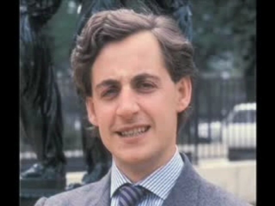 mariage sarkozy carla bruni clip parodie !!.flv