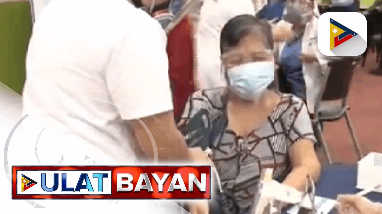 Vital sign screening, aalisin na sa proseso ng pagbabakuna; bilang ng nababakunahan kada araw, target pataasin sa 120-K; DTI at ilang restaurant groups, pinag-aaralan ang pagkakaroon ng vaccine pass
