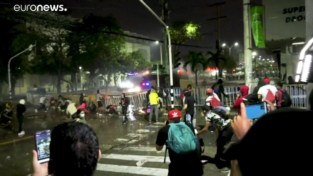 استقالة وزيرة خارجية كولومبيا وسط احتجاجات شعبية ودولية لاستخدام القوة المفرطة