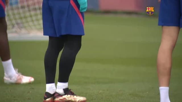 Araujo y Sergi Roberto acabaron el partido del martes lesionados y se pierden las dos últimas jornadas