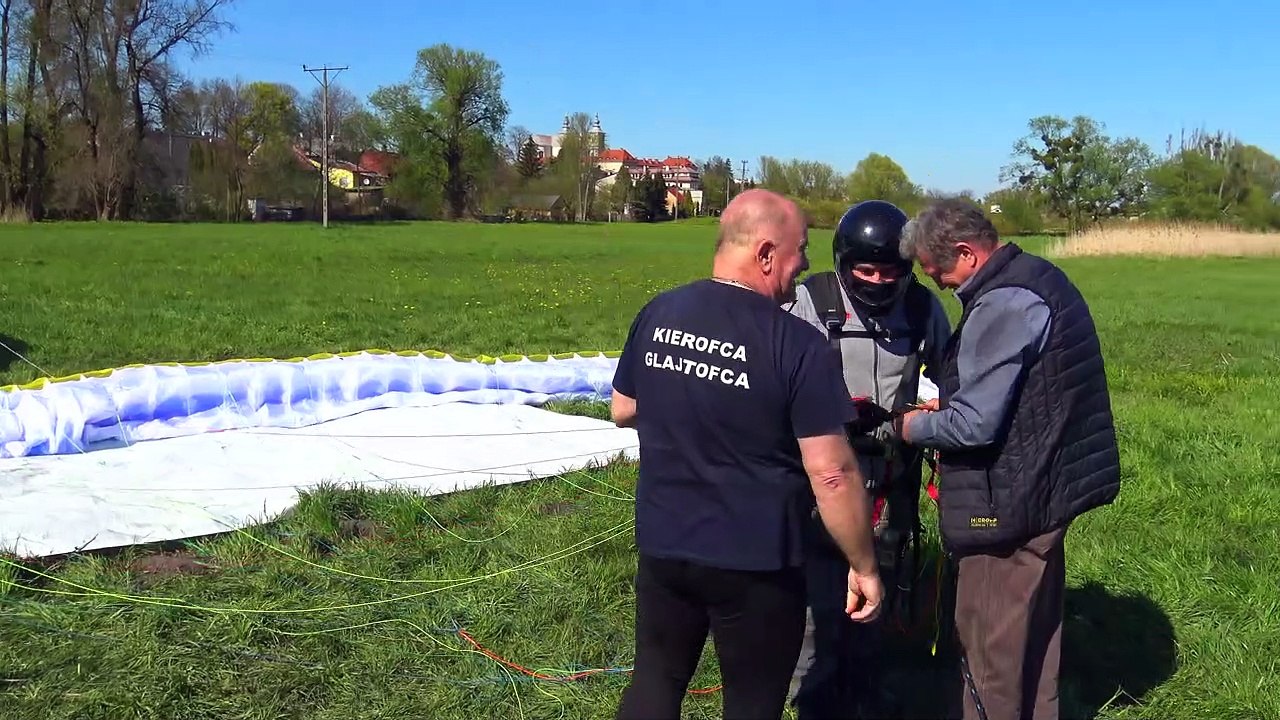 Niedzielne popołudnie, zabawy z wyciągarką. 4K