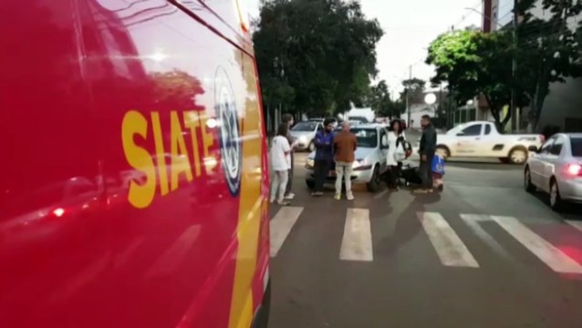 Motociclista fica ferido em acidente de trânsito na Rua Recife, no Bairro Coqueiral